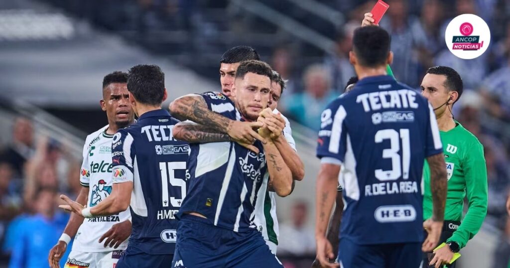 Rayados ya recibió notificación del castigo de Lucas Ocampos