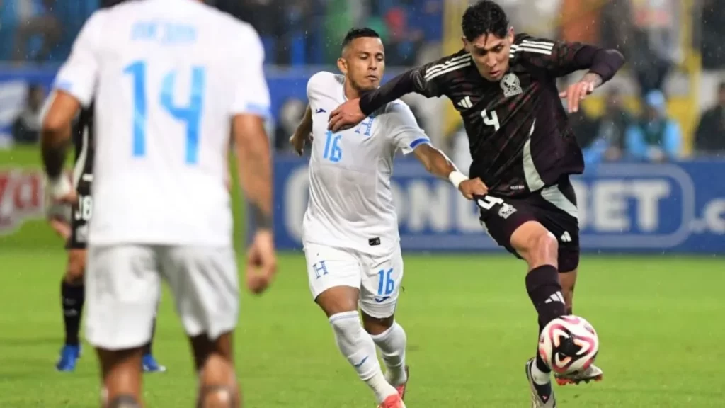 Prensa hondureña destroza a su selección tras goleada ante México