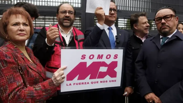 Somos México