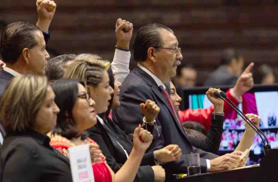 El PT frena a Morena