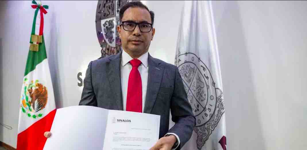 Sinuhé Téllez López