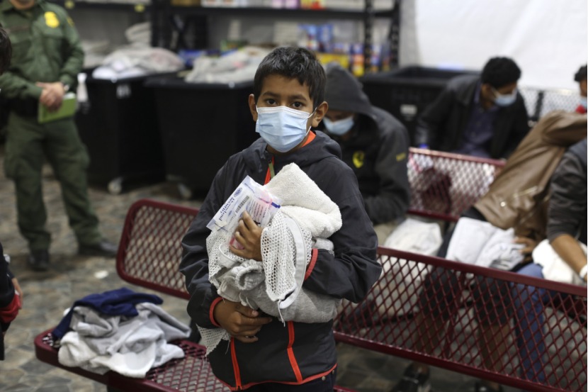 abusos contra niños migrantes en albergue