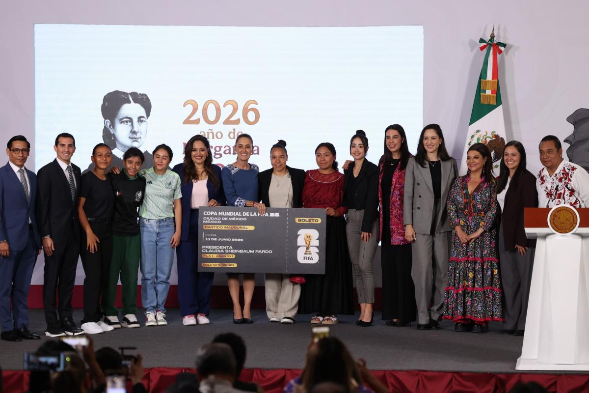 Sheinbaum entrega boleto