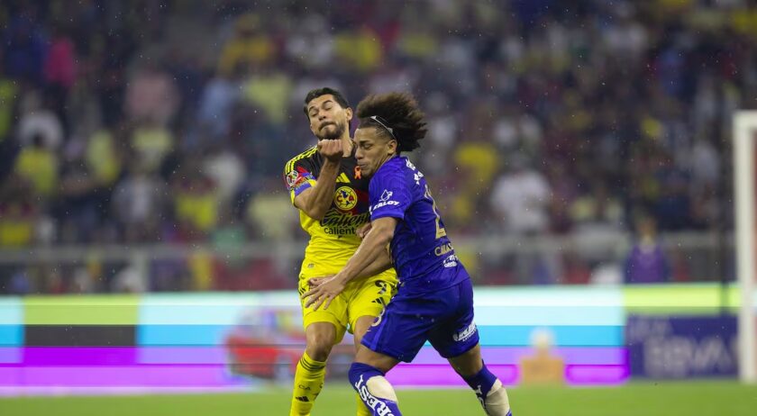 Pumas sobrevive a la remontada del América