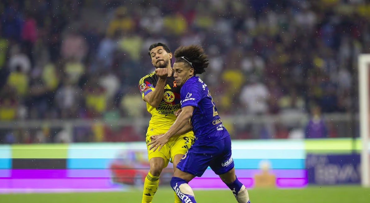 Pumas sobrevive a la remontada del América