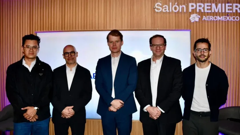 SALON PREMIER AEROMEXICO