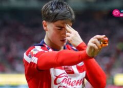 Armando ‘Hormiga’ González deja Chivas y da el salto al futbol europeo con Olympiacos 