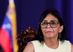 Donald Trump se reunirá con la presidenta interina de Venezuela, Delcy Rodríguez Donald Trump se reunirá con la presidenta interina de Venezuela, Delcy Rodríguez